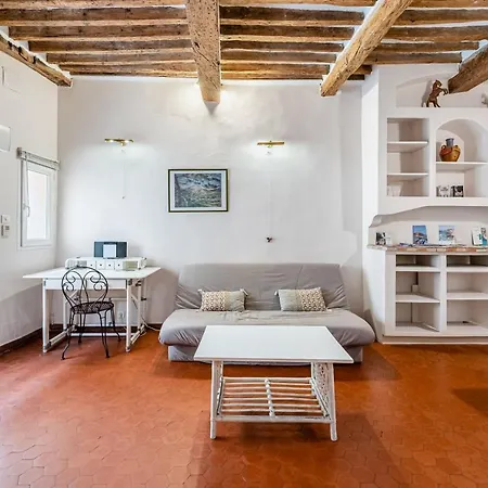 L'atypique Par Dodo-a-cassis * Κασί