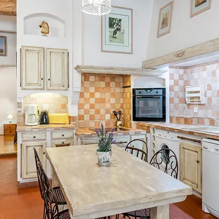 Daire L'atypique Par Dodo-a-cassis Cassis