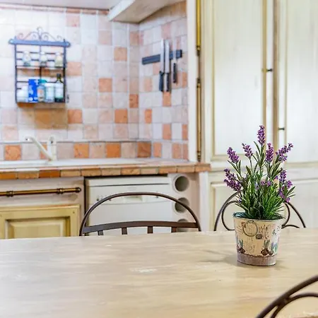 Appartement L'atypique Par Dodo-a-cassis *